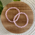 baby-natura-6mm-kogelarmband-rozekwarts